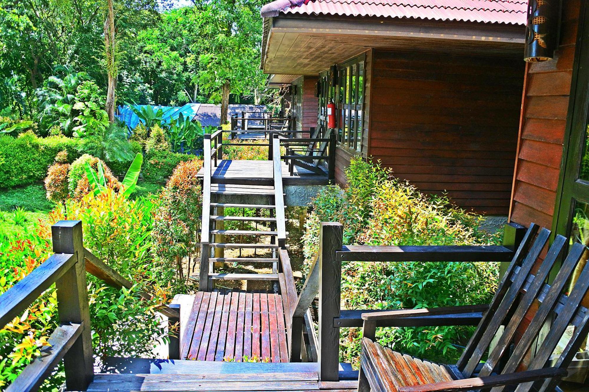 Baan Laanta Resort&Spa - SHA PLUS Koh Lanta Bagian luar foto